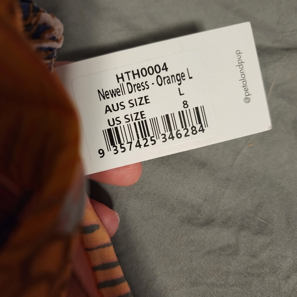 Petal & Pup Newell Dress - Size Large - Picture 7 of 7